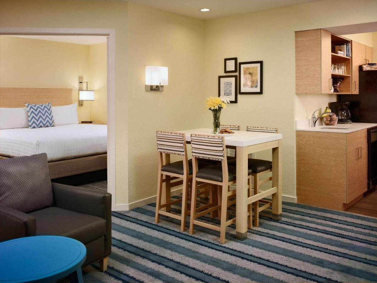 Sonesta Es Suites St. Louis Westport Maryland Heights Ngoại thất bức ảnh